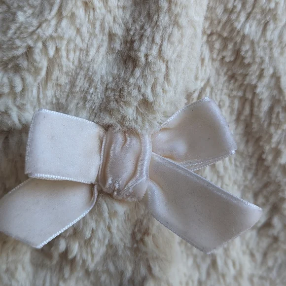 Widgeon Adorable Faux Fur Coat Size 2T - Picture 6 of 8